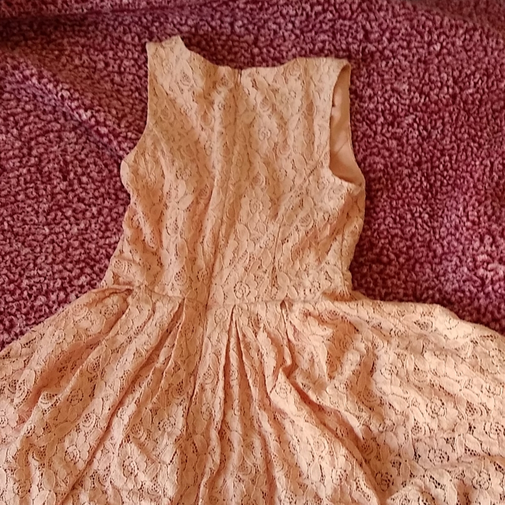 Dress - Picture 2 of 3